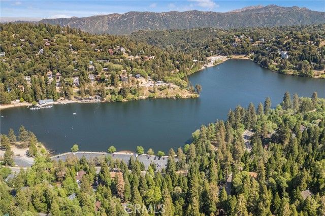 24380 Horst, Crestline, CA 92325