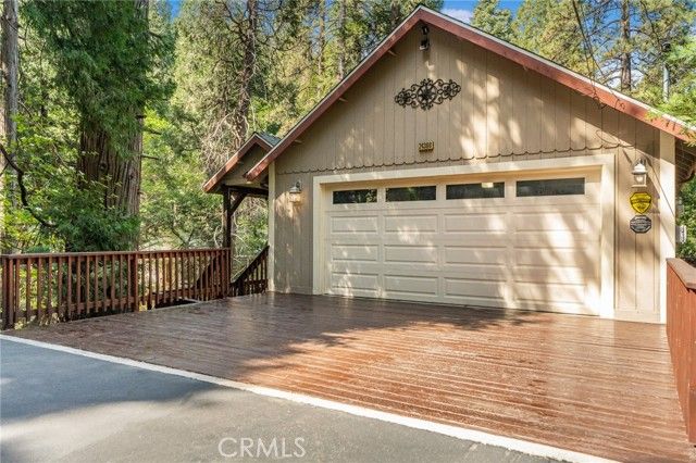 24380 Horst, Crestline, CA 92325