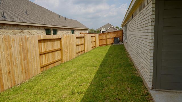 2642 Olivine Stone Drive, Rosenberg, TX 77469
