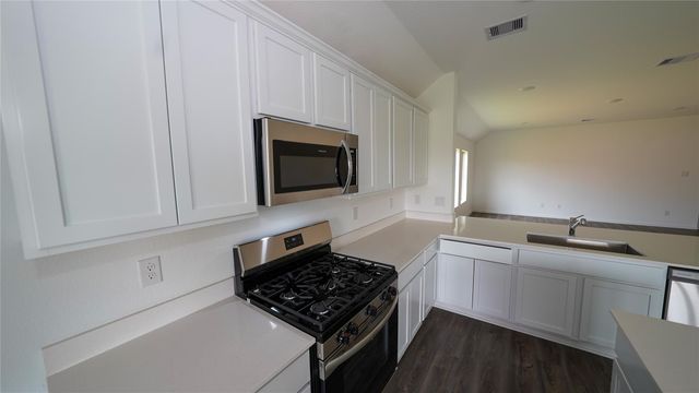 2642 Olivine Stone Drive, Rosenberg, TX 77469