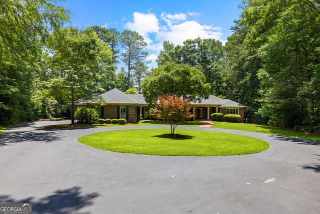 114 Willowcrest Way, Lagrange, GA 30240
