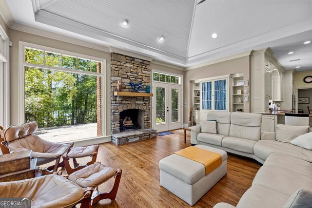 114 Willowcrest Way, Lagrange, GA 30240