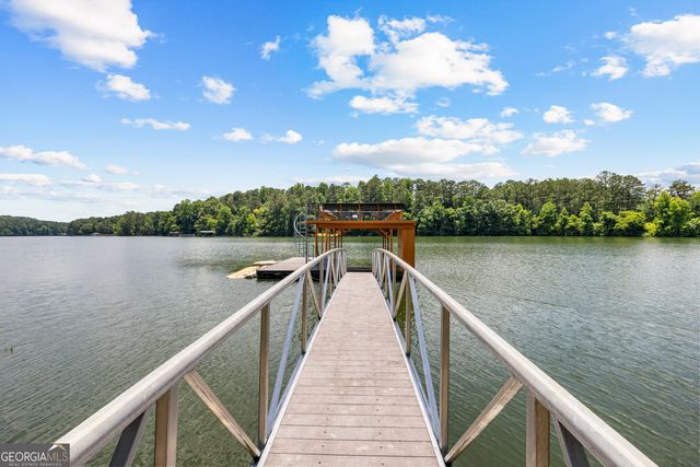 114 Willowcrest Way, Lagrange, GA 30240
