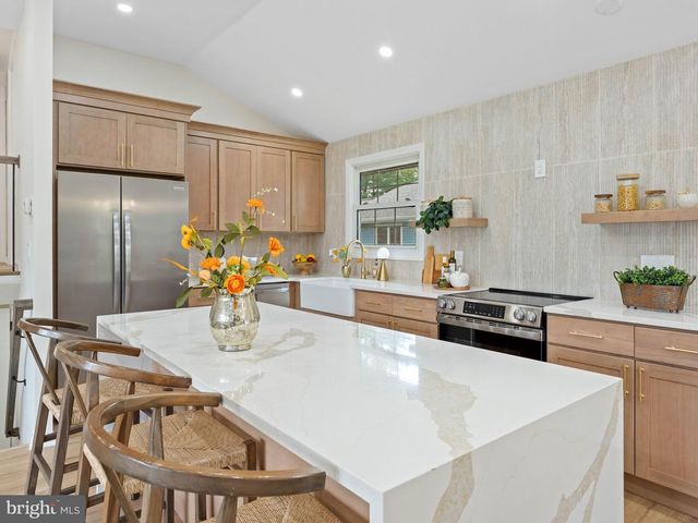 1106 YORK RD, Cherry Hill, NJ 08034