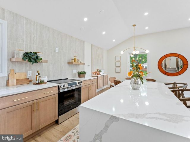 1106 YORK RD, Cherry Hill, NJ 08034