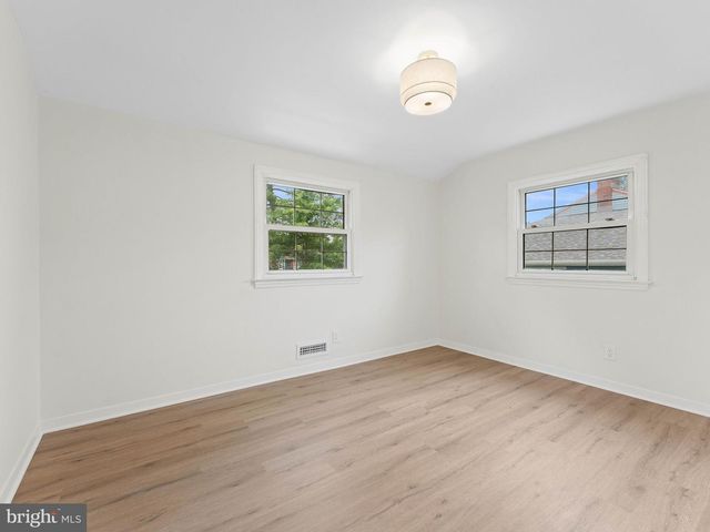 1106 YORK RD, Cherry Hill, NJ 08034