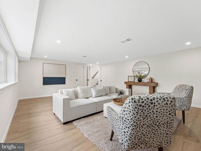 1106 YORK RD, Cherry Hill, NJ 08034