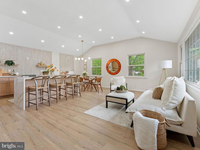 1106 YORK RD, Cherry Hill, NJ 08034