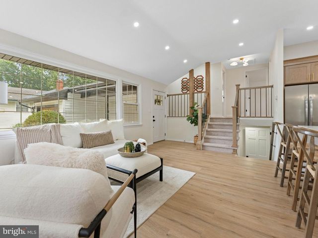 1106 YORK RD, Cherry Hill, NJ 08034