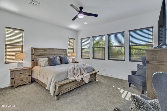 20948 E ARROWHEAD Trail, Queen Creek, AZ 85142