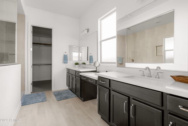 20948 E ARROWHEAD Trail, Queen Creek, AZ 85142