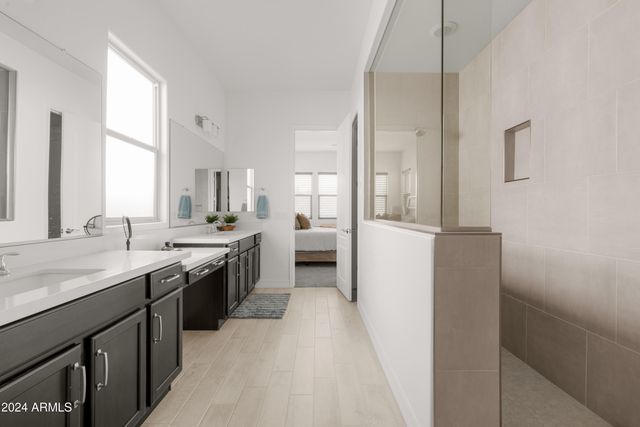 20948 E ARROWHEAD Trail, Queen Creek, AZ 85142