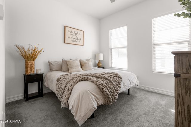 20948 E ARROWHEAD Trail, Queen Creek, AZ 85142