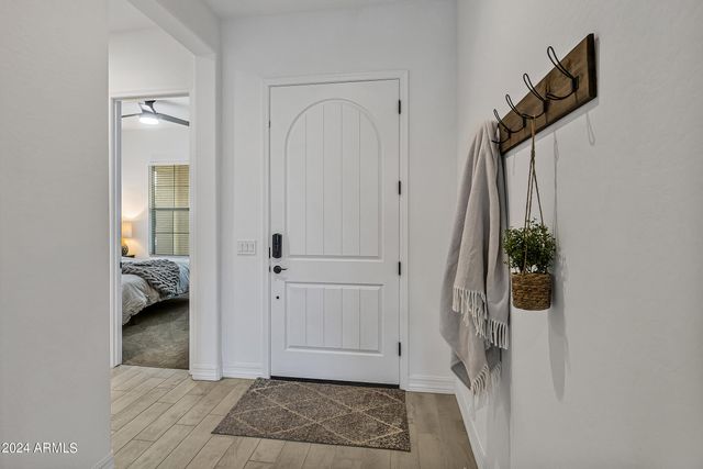 20948 E ARROWHEAD Trail, Queen Creek, AZ 85142