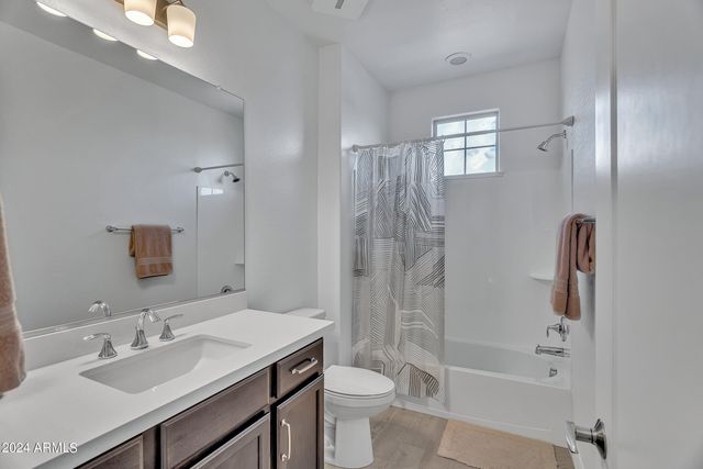 20948 E ARROWHEAD Trail, Queen Creek, AZ 85142