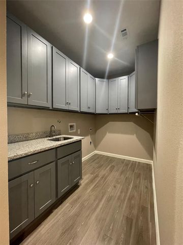2210 Arapahoe Drive, Rosenberg, TX 77471