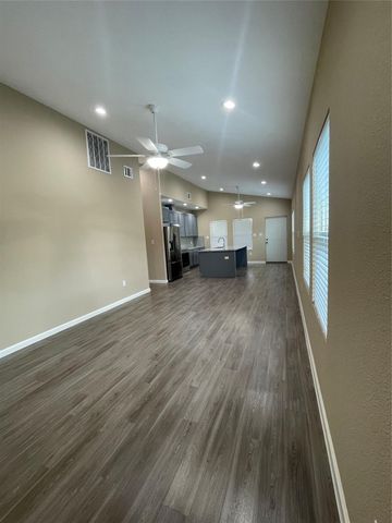 2210 Arapahoe Drive, Rosenberg, TX 77471