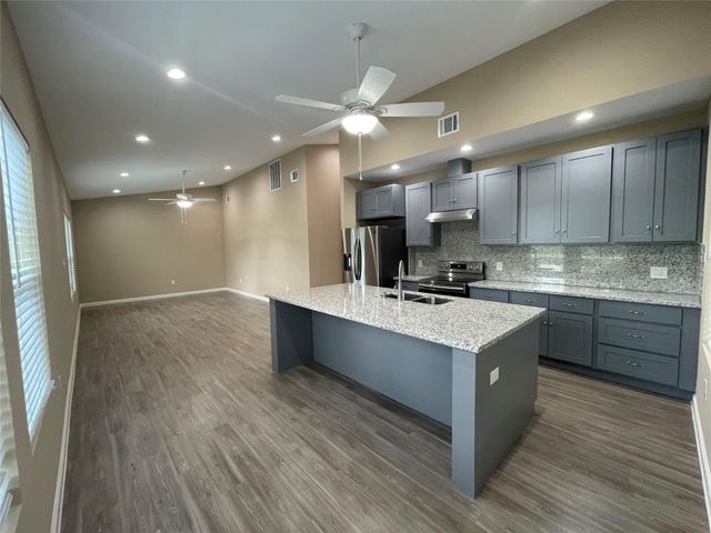 2210 Arapahoe Drive, Rosenberg, TX 77471