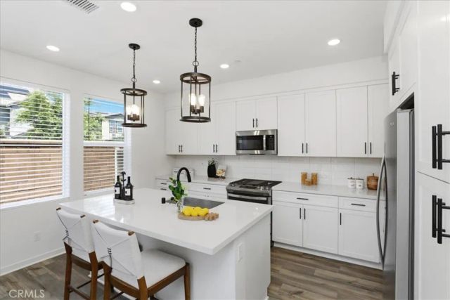 4089 Spring Haven Lane, Corona, CA 92883