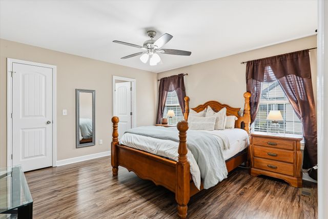 450 Heatherwood Dr, Murfreesboro, TN 37129