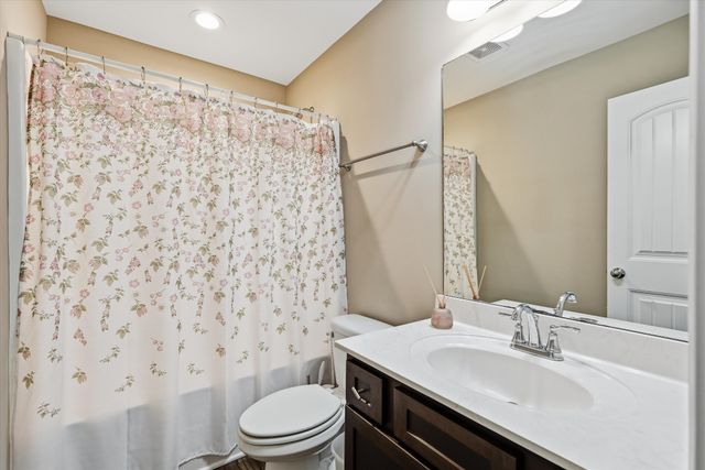 450 Heatherwood Dr, Murfreesboro, TN 37129