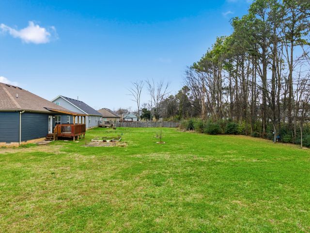 450 Heatherwood Dr, Murfreesboro, TN 37129