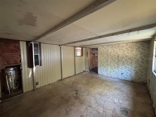 16890 E FORT KING STREET, Silver Springs, FL 34488