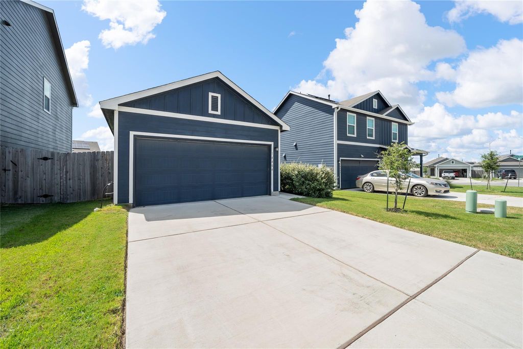 14404 Berning RD, Pflugerville, TX 78660