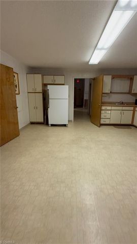 8001 Hillhaven Court, Browns Summit, NC 27214