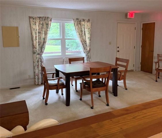 8001 Hillhaven Court, Browns Summit, NC 27214