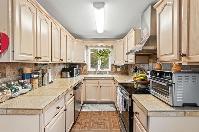 48 Tapped Street 1, Everett, MA 02149