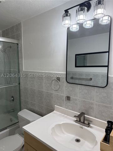 3660 SW 10th St 7A, Miami, FL 33135