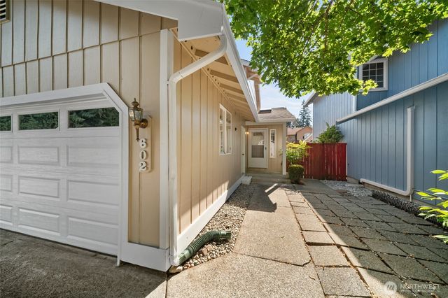 602 Malibu Drive SE, Lacey, WA 98503