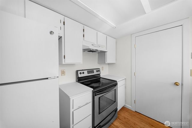 602 Malibu Drive SE, Lacey, WA 98503