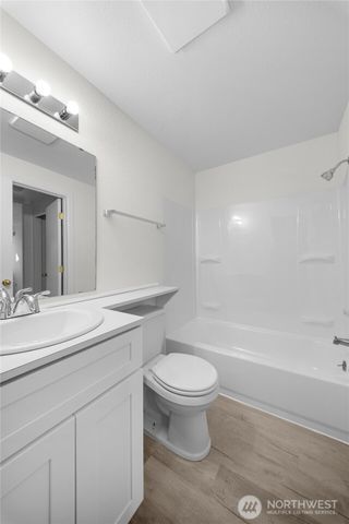 602 Malibu Drive SE, Lacey, WA 98503
