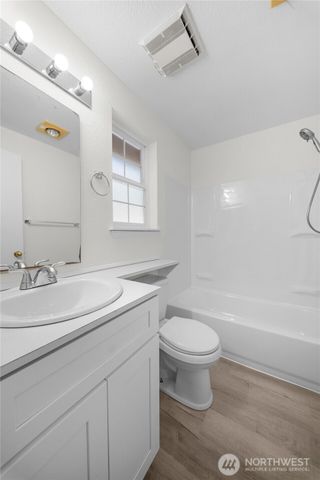 602 Malibu Drive SE, Lacey, WA 98503