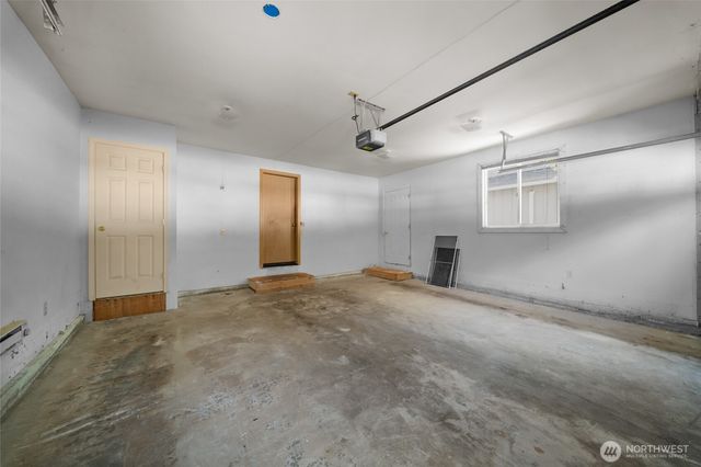 602 Malibu Drive SE, Lacey, WA 98503