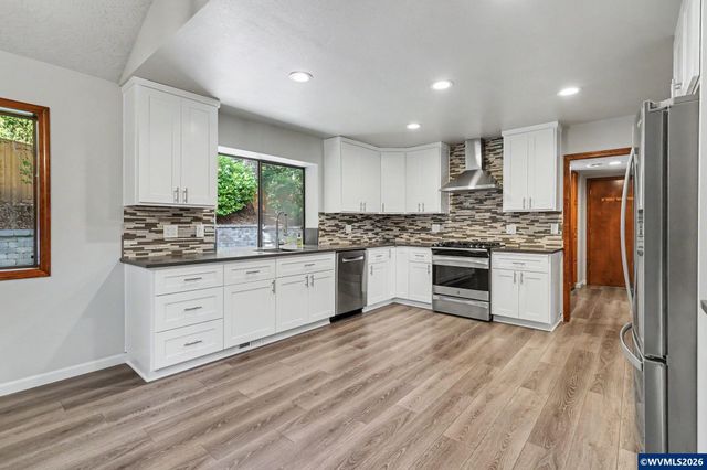 4665 Bradford Lp SE, Salem, OR 97302