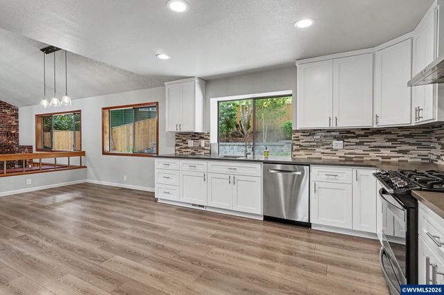 4665 Bradford Lp SE, Salem, OR 97302
