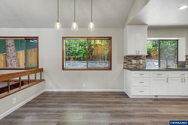 4665 Bradford Lp SE, Salem, OR 97302