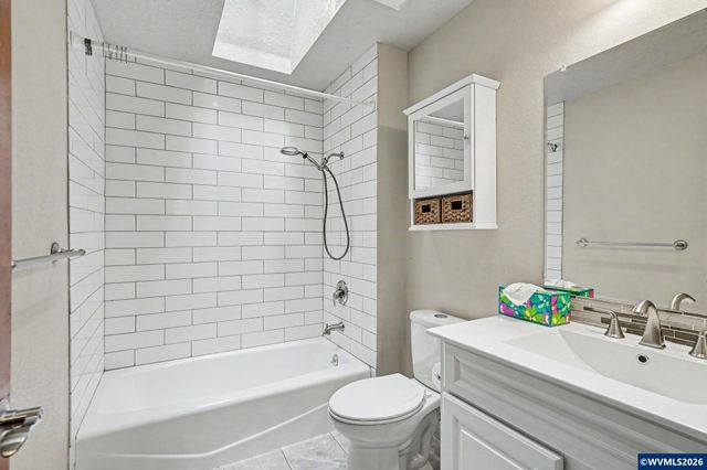 4665 Bradford Lp SE, Salem, OR 97302