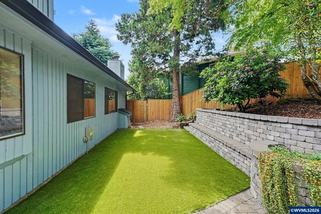 4665 Bradford Lp SE, Salem, OR 97302