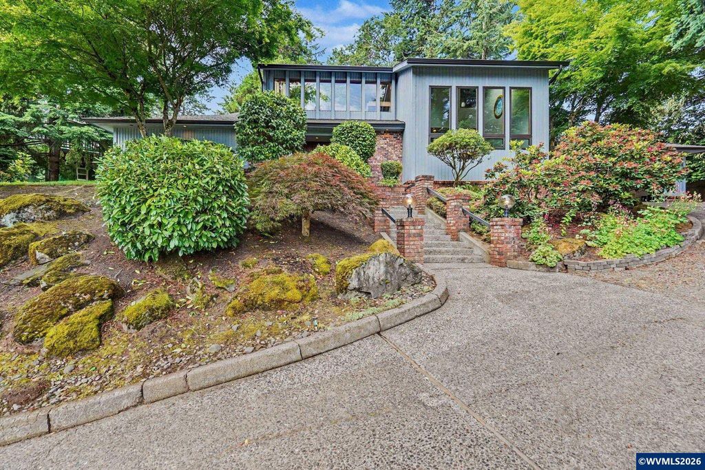 4665 Bradford Lp SE, Salem, OR 97302