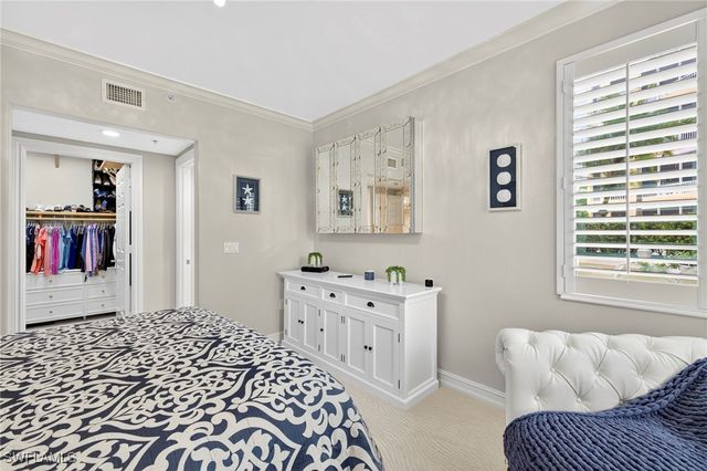 2748 Tiburon BLVD E 106C, Naples, FL 34109