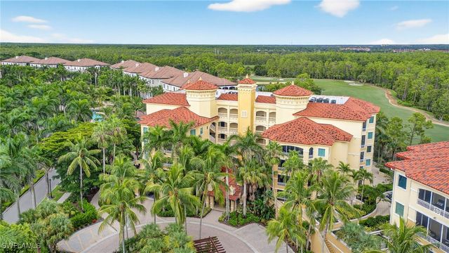 2748 Tiburon BLVD E 106C, Naples, FL 34109