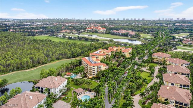 2748 Tiburon BLVD E 106C, Naples, FL 34109