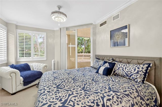 2748 Tiburon BLVD E 106C, Naples, FL 34109