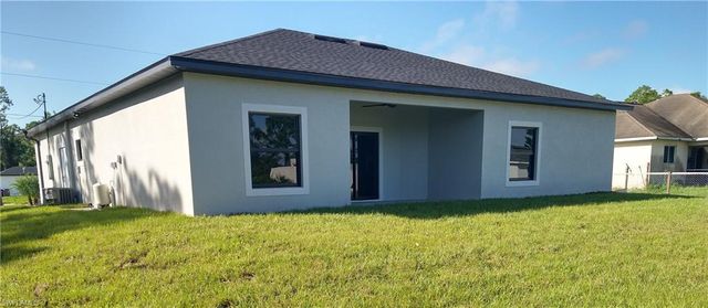 712 THEODORE VAIL ST E, Lehigh Acres, FL 33974