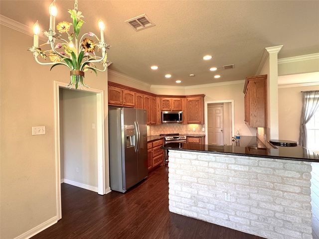 1128 Heatherwood, Hewitt, TX 76643