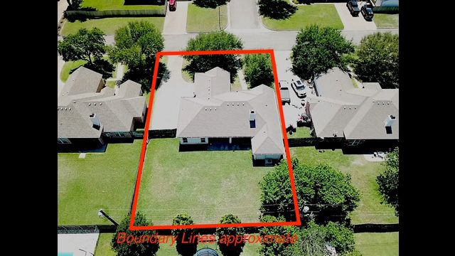 1128 Heatherwood, Hewitt, TX 76643